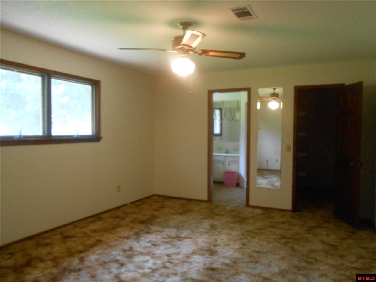 178 RIVERVIEW DRIVE, Norfork, AR 72658