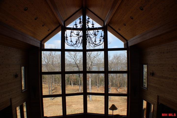 668 KINGDOM LANE, Yellville, AR 72687