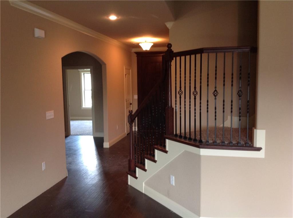 3049E CrestlinePL, Fayetteville, AR 72701