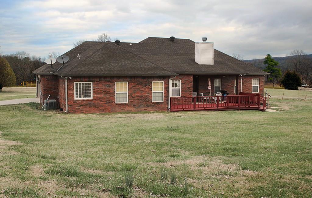 12044 Snake BranchRD, Fayetteville, AR 72701