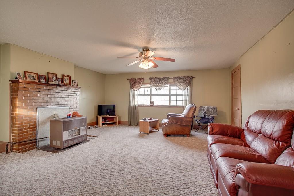 3641W Kessler MountainRD, Fayetteville, AR 72701