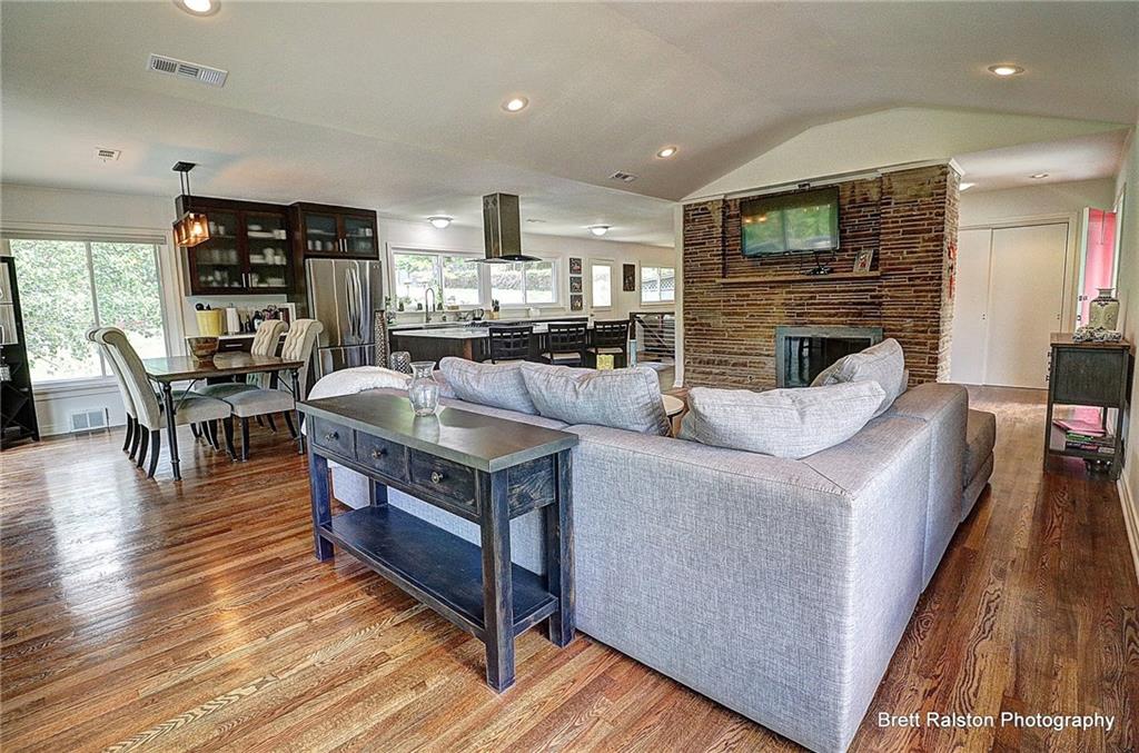1661W HotzDR, Fayetteville, AR 72701