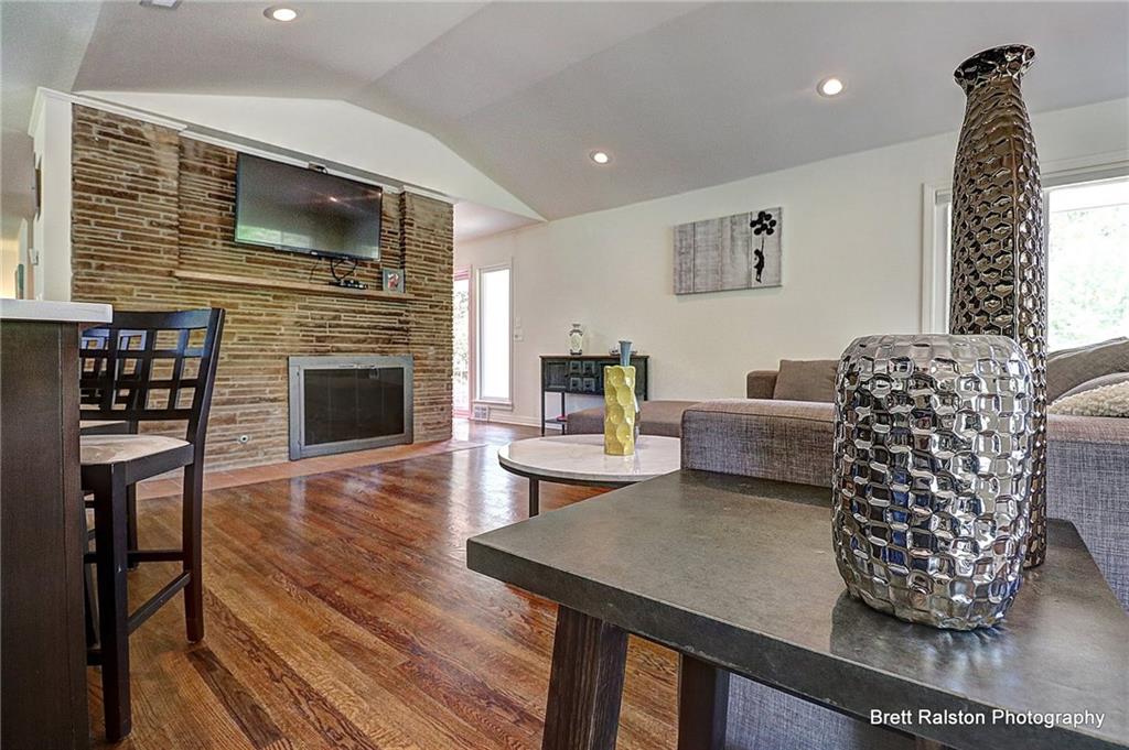 1661W HotzDR, Fayetteville, AR 72701