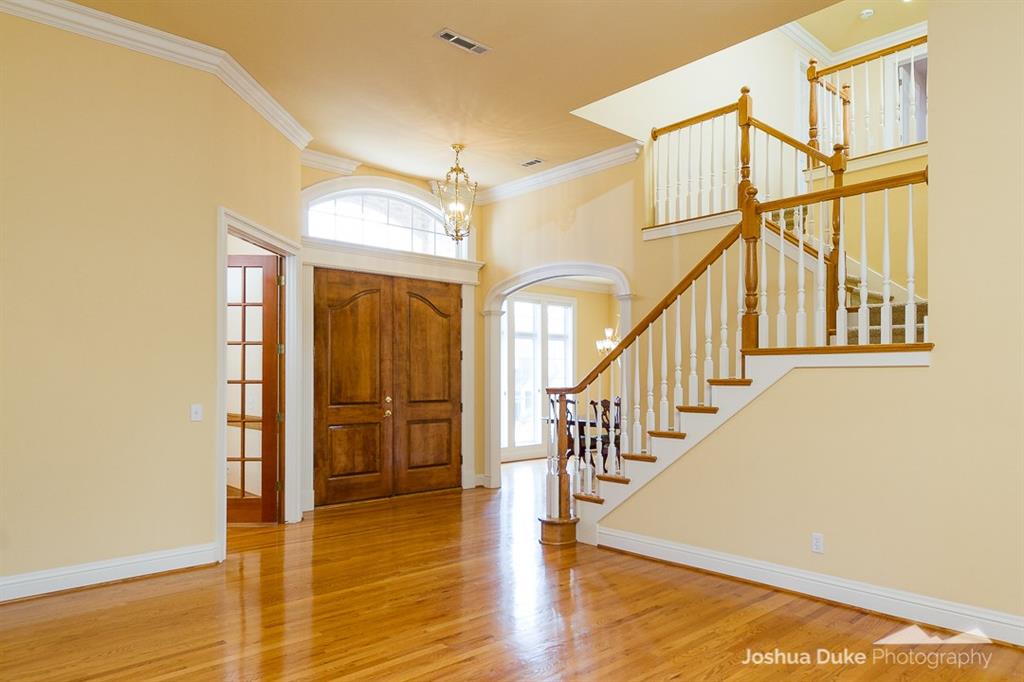 1185N AmberwoodLN, Fayetteville, AR 72701