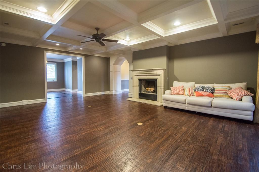 1117N SummersbyDR, Fayetteville, AR 72701