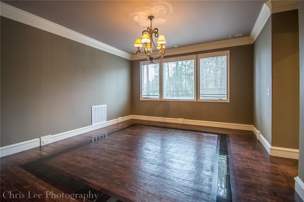 1117N SummersbyDR, Fayetteville, AR 72701