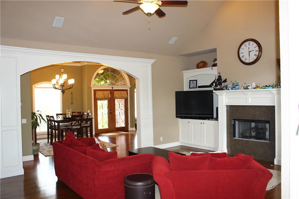 2360 Covington ParkBLVD, Fayetteville, AR 72703