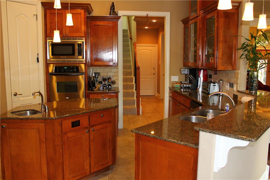 2360 Covington ParkBLVD, Fayetteville, AR 72703