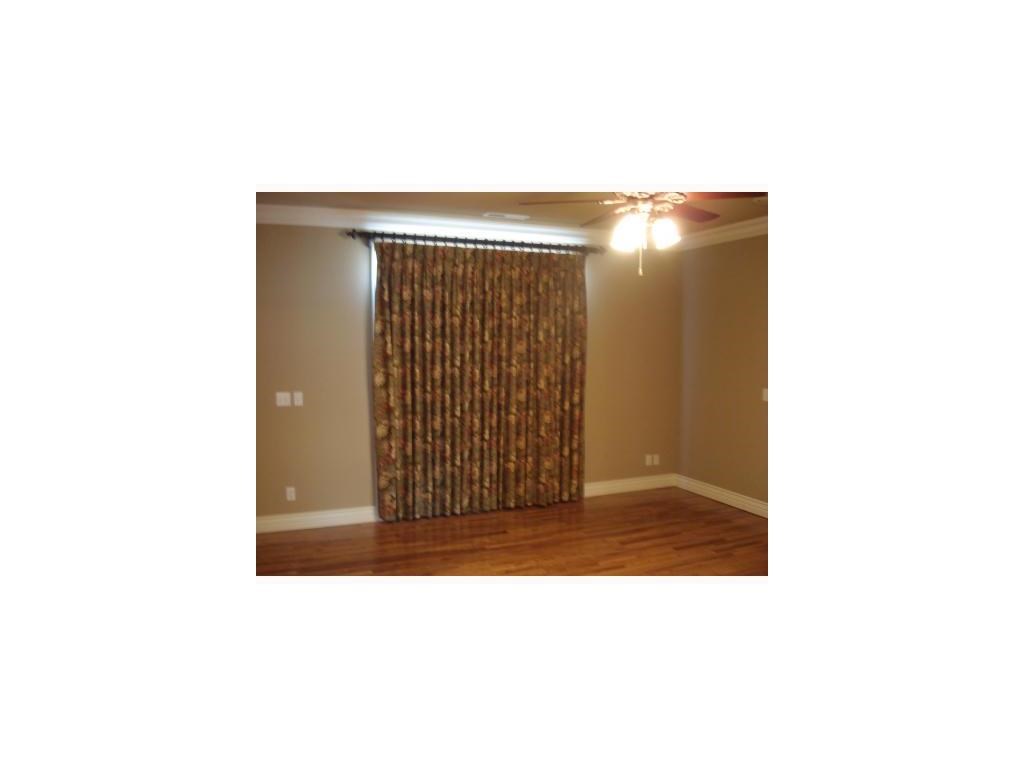 2457 Covington ParkBLVD, Fayetteville, AR 72703