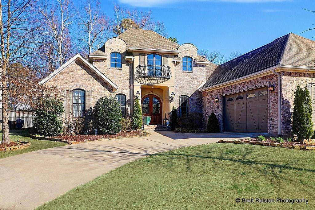 2970 AcadianaCT, Fayetteville, AR 72703