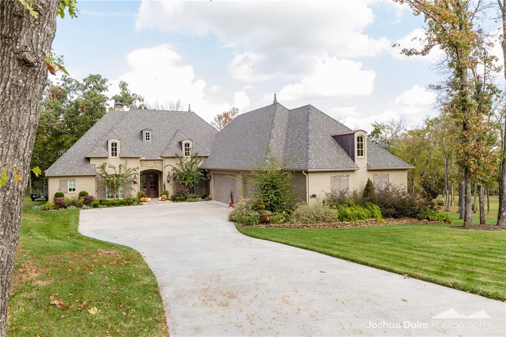 3616 MagnoliaCT, Fayetteville, AR 72703