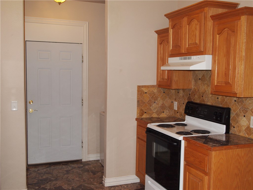 6271 Milliken BendRD, Fayetteville, AR 72704