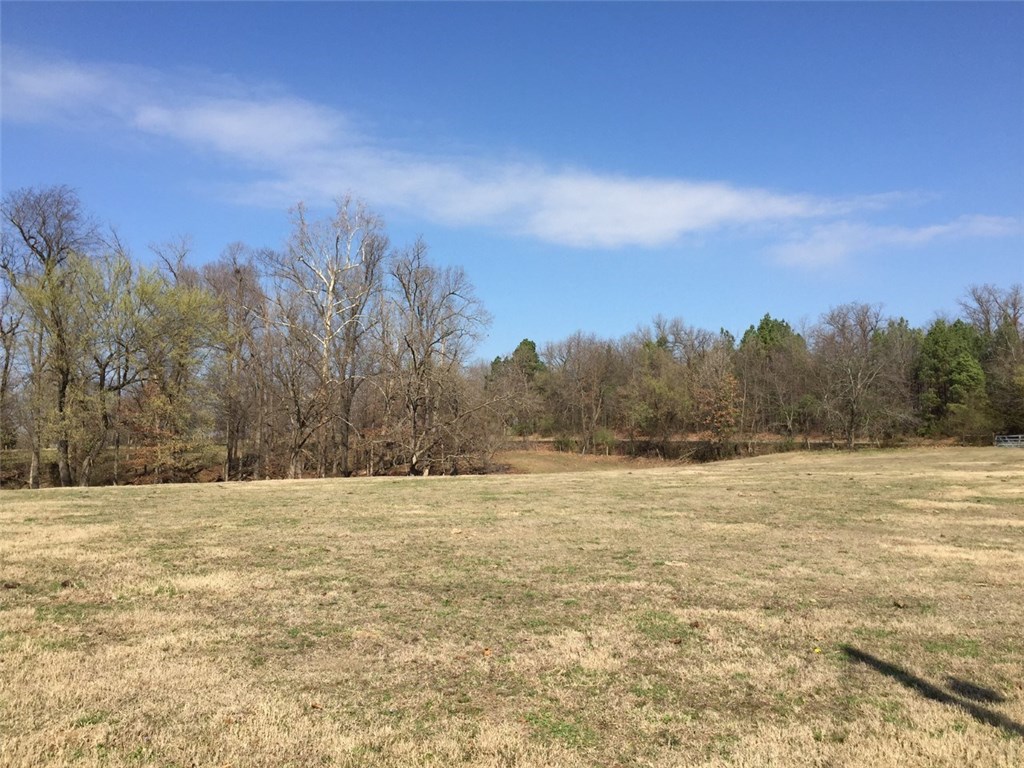 573W Reed ValleyRD, Fayetteville, AR 72704