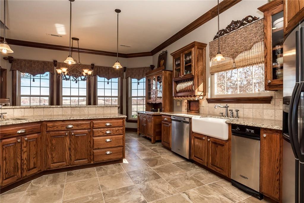 16400 River RidgeRD, Fayetteville, AR 72704