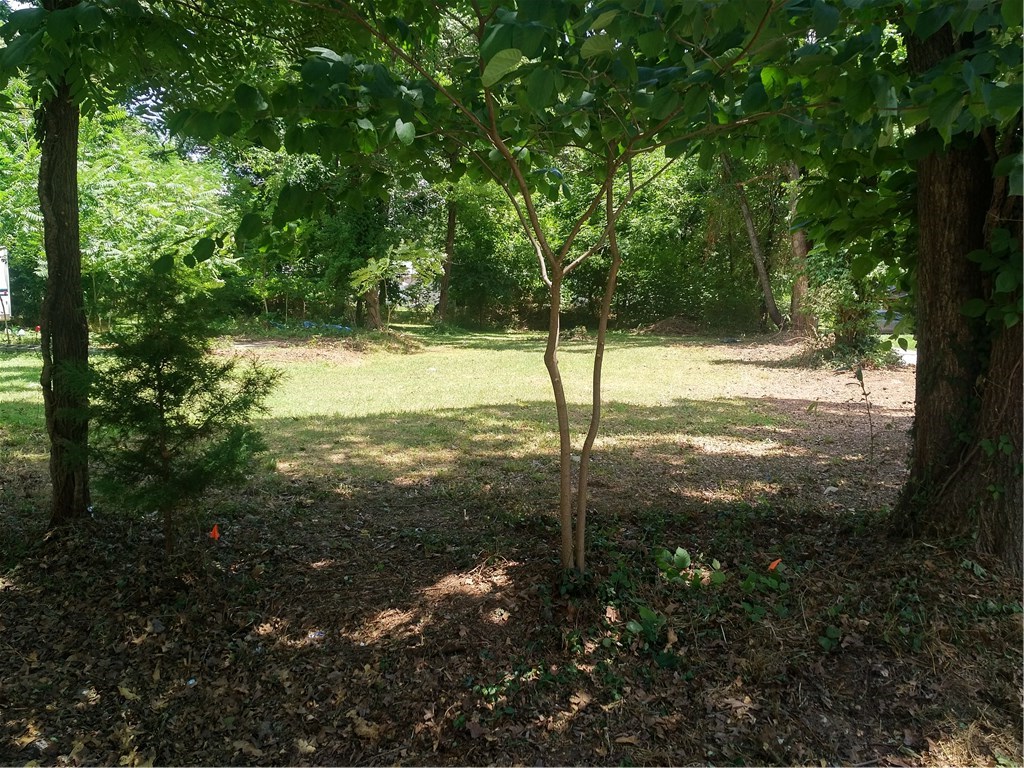 1010N Main ST, Bentonville, AR 72712