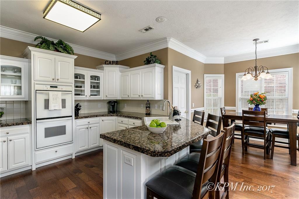 2309SW CloverCT, Bentonville, AR 72712