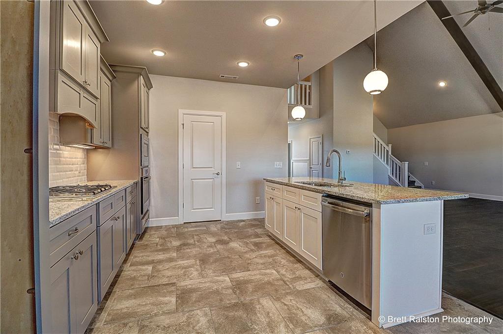 4304SW AcresAVE, Bentonville, AR 72712