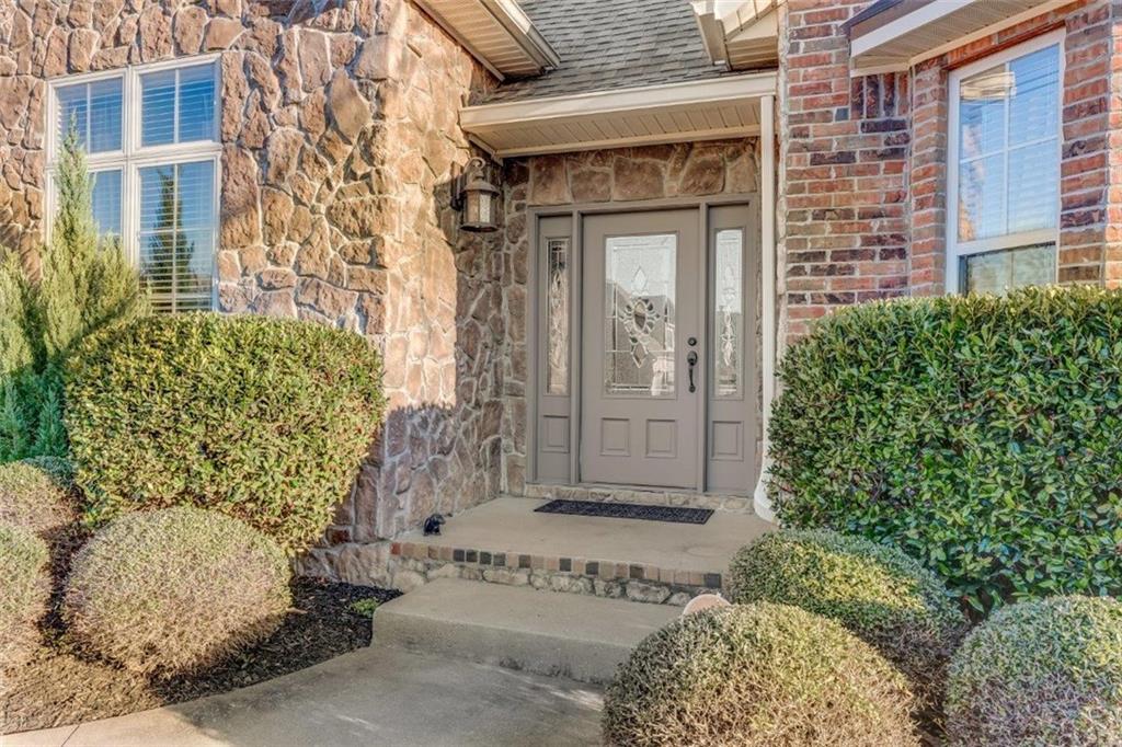 1007NE HalifaxPL, Bentonville, AR 72712