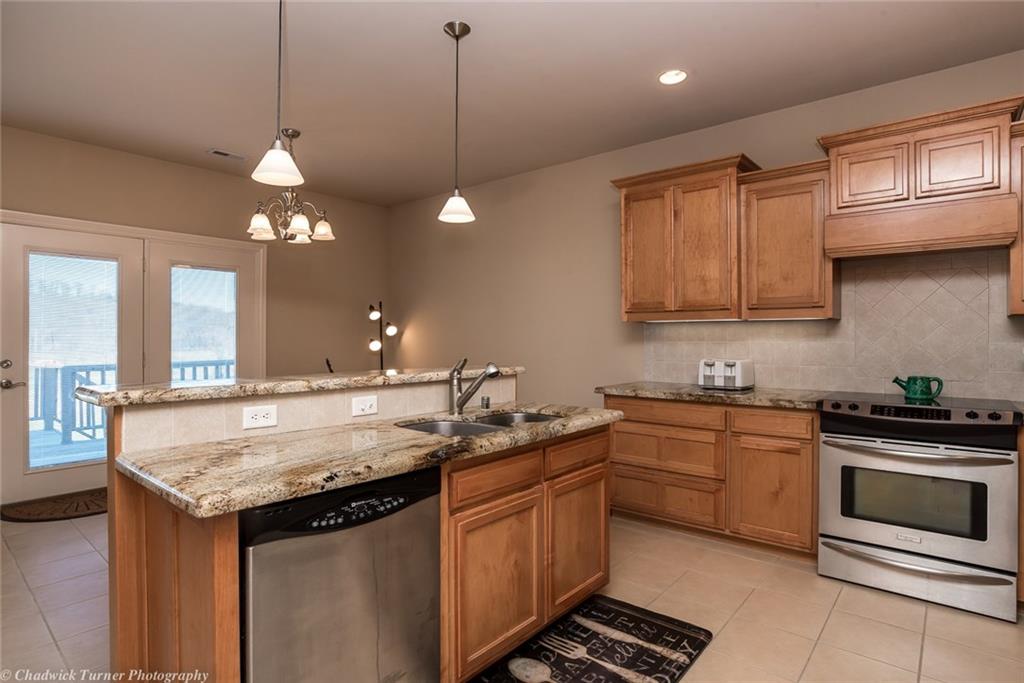 3808 RiverbendRD, Bentonville, AR 72712