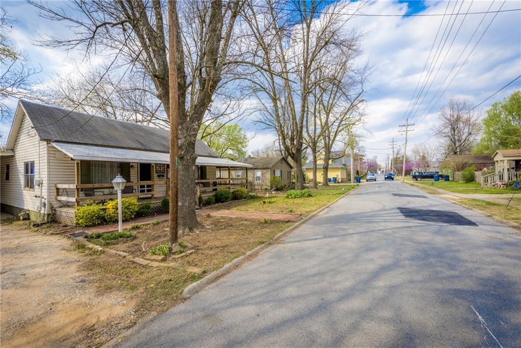 308SE AST, Bentonville, AR 72712