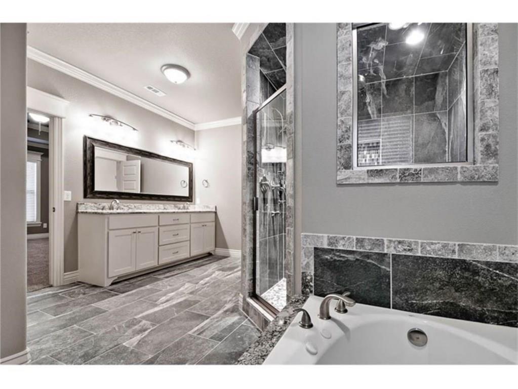 708SE HendrixST, Bentonville, AR 72712