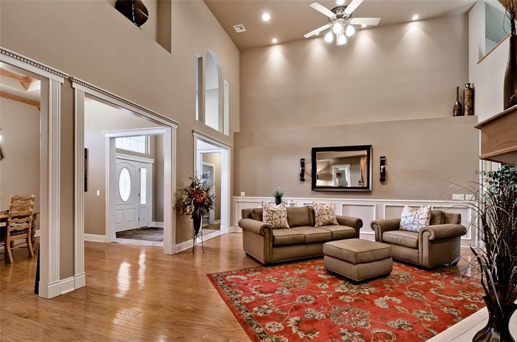 9 DarianDR, Bentonville, AR 72712