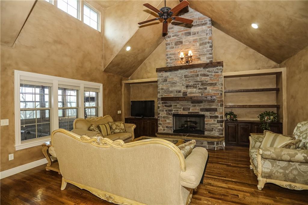 3707NW RiverbendRD, Bentonville, AR 72712