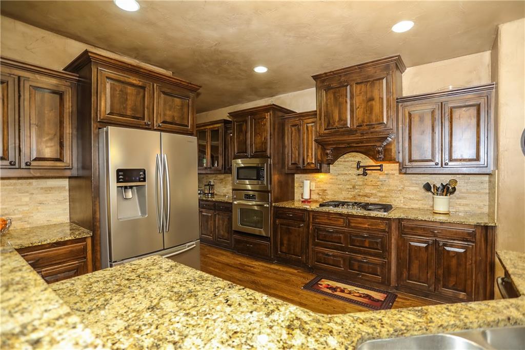 3707NW RiverbendRD, Bentonville, AR 72712