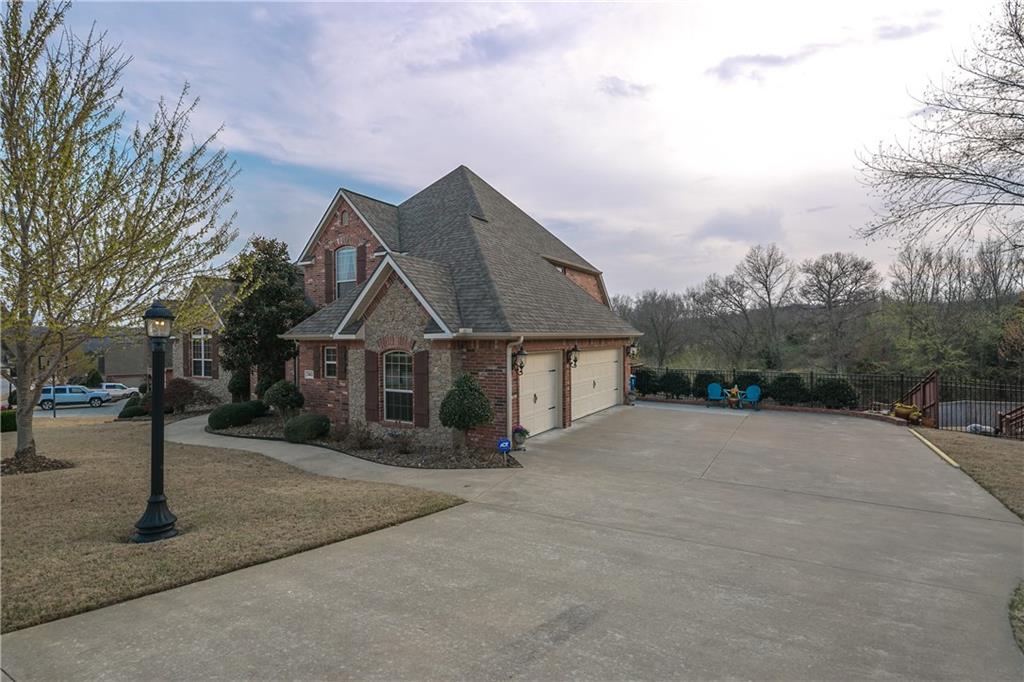 3605NW MountainviewRD, Bentonville, AR 72712
