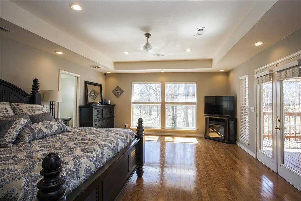 3825 Ozark AcresDR, Bentonville, AR 72712