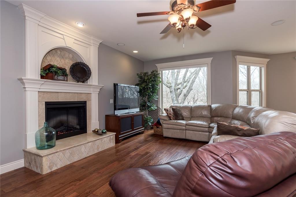 8120 Stone CrestRD, Bentonville, AR 72712
