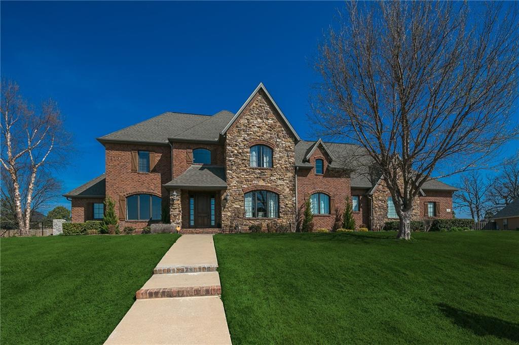 4025 RatcliffeDR, Bentonville, AR 72712