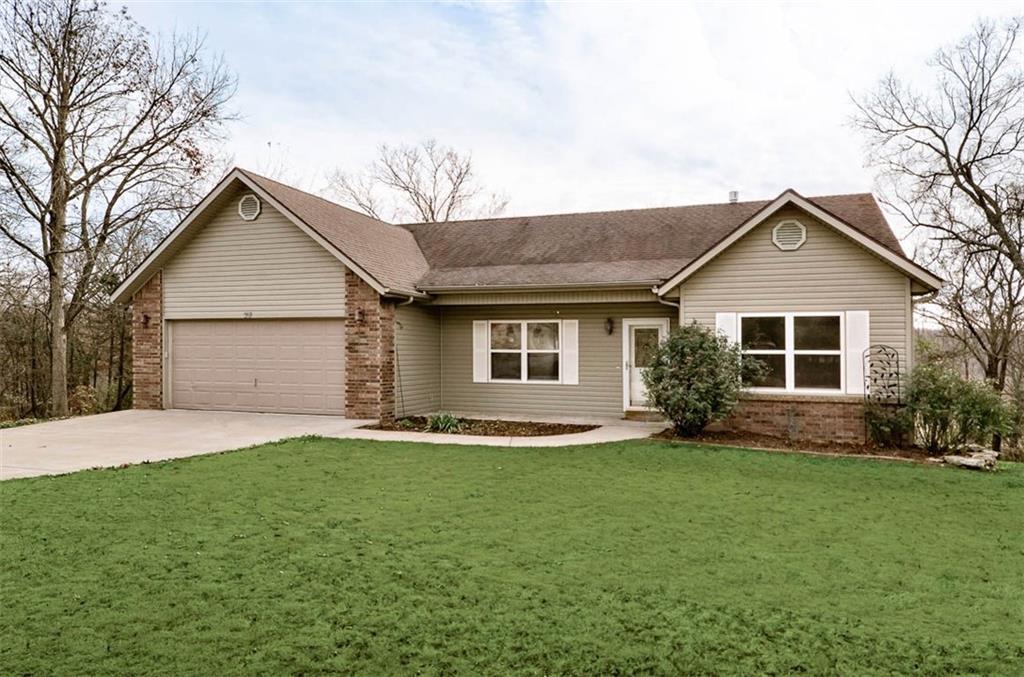 25 HolcombeLN, Bella Vista, AR 72714