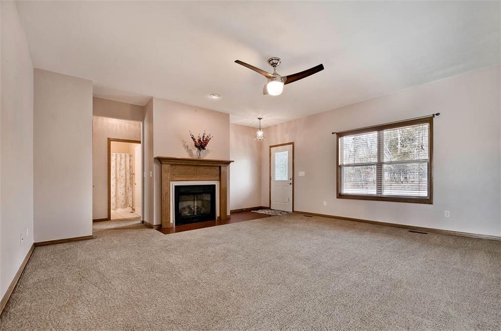 25 HolcombeLN, Bella Vista, AR 72714