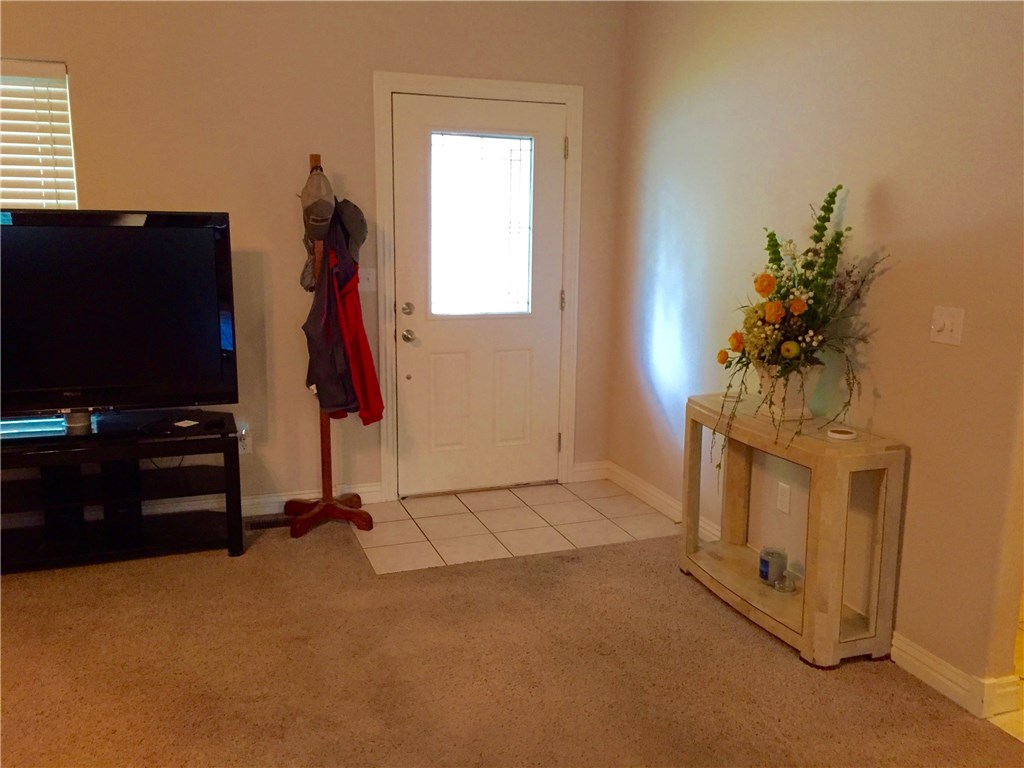 11 St AustellDR, Bella Vista, AR 72714