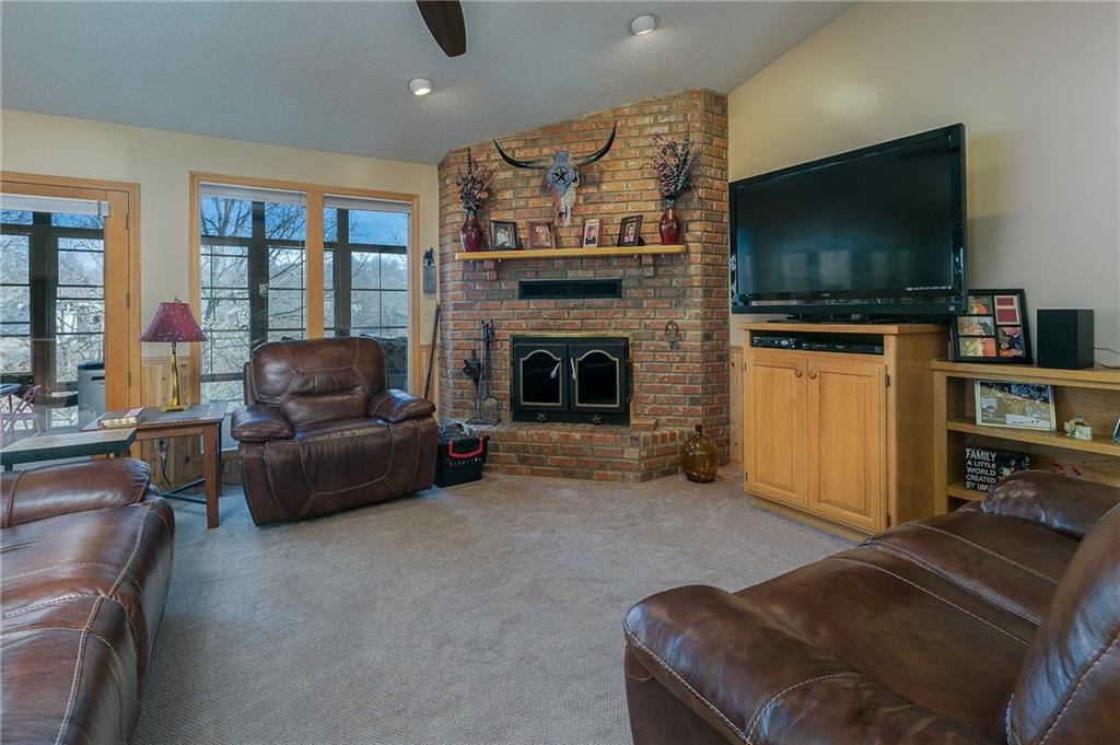 4 FirestoneLN, Bella Vista, AR 72714