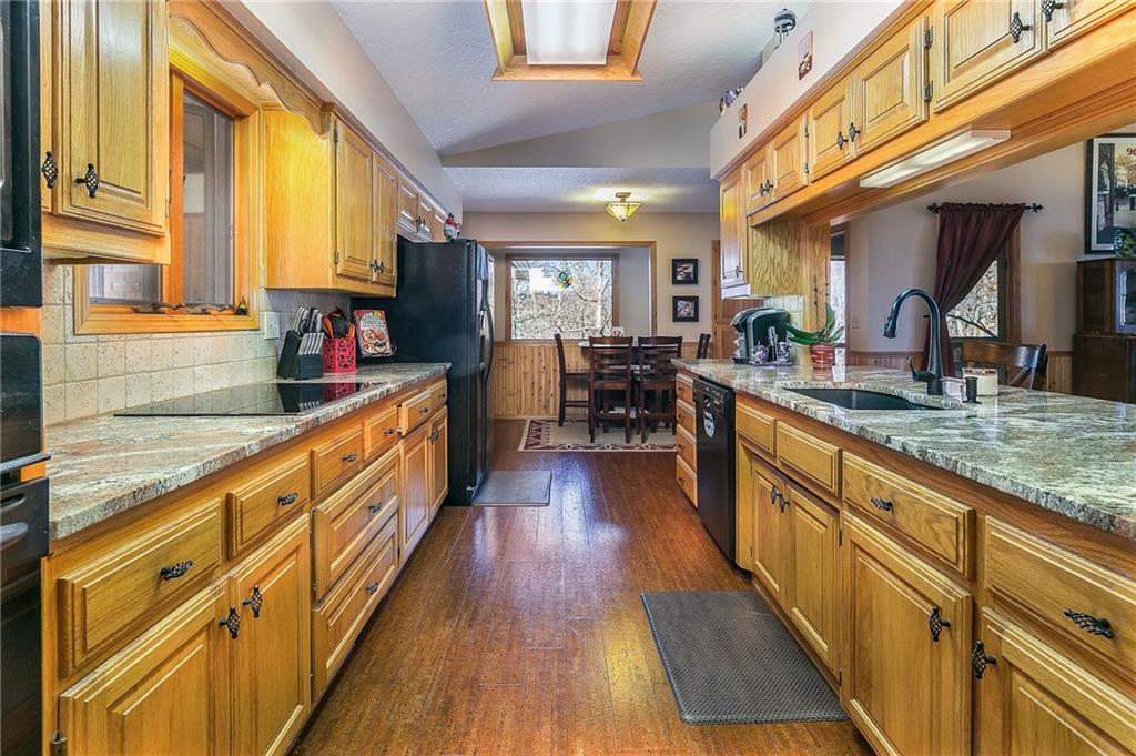 4 FirestoneLN, Bella Vista, AR 72714