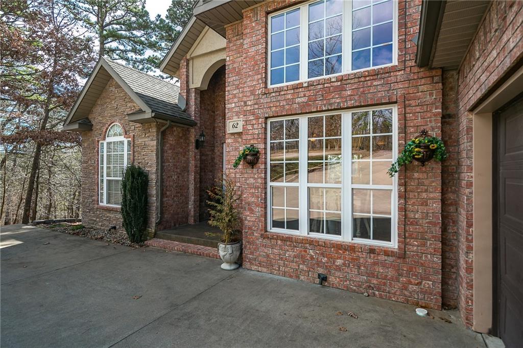 62 LyndhurstDR, Bella Vista, AR 72714