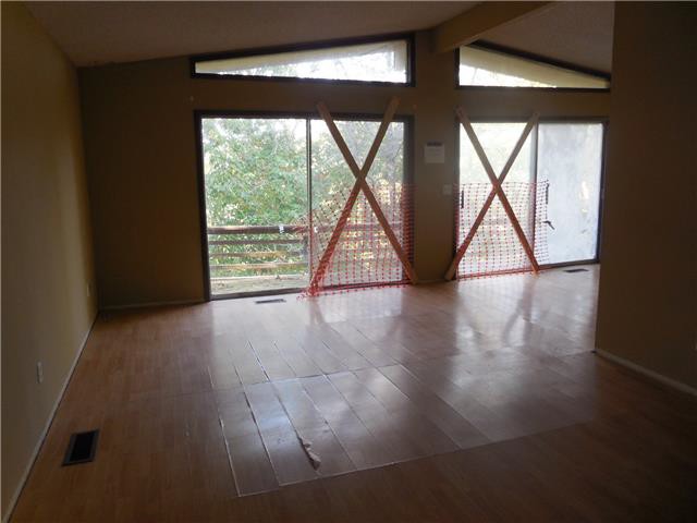 40 Loftus DrBella Vista, AR, 72714Benton County