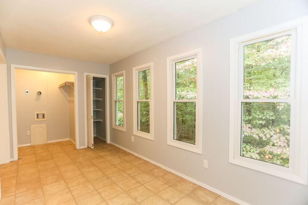 11 AdamsLN, Bella Vista, AR 72715