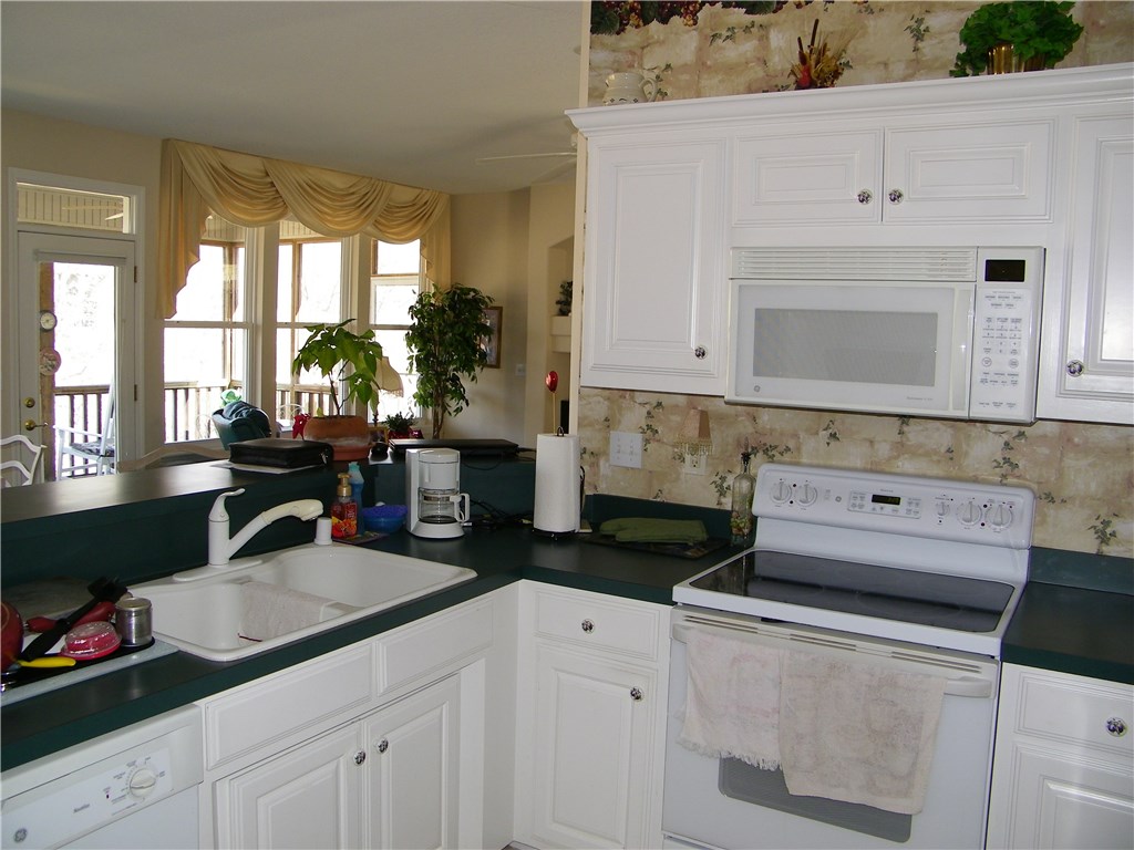 14 MusselburghLN, Bella Vista, AR 72715