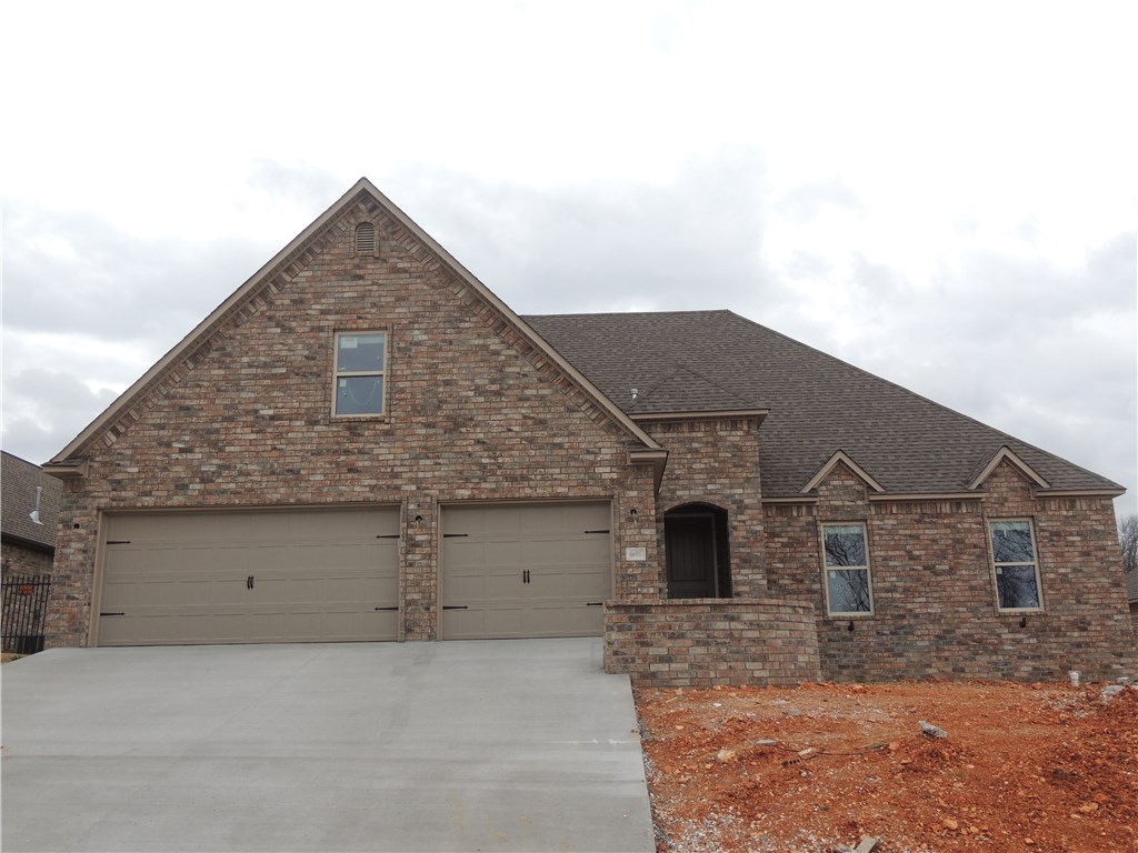 6606W CambridgeAVE, Rogers, AR 72718