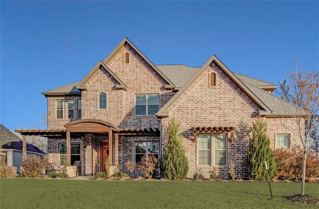 3261 Oak TreeDR, Centerton, AR 72719