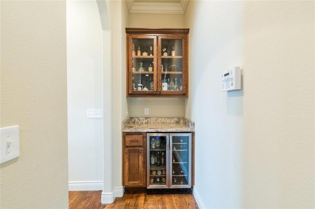 3261 Oak TreeDR, Centerton, AR 72719