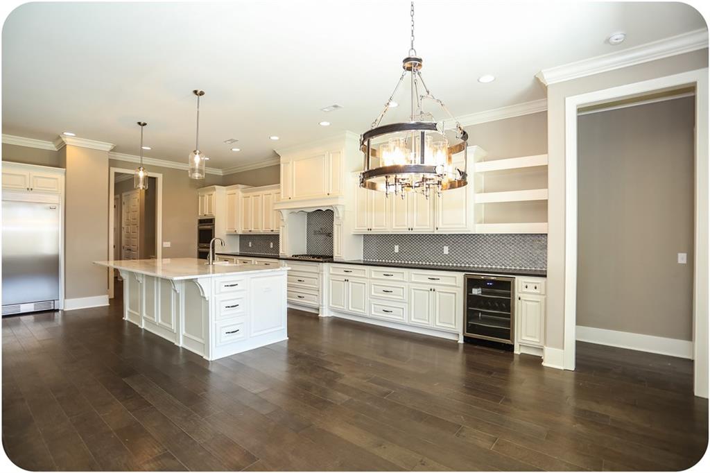 1450 Le ChesnayDR, Centerton, AR 72719