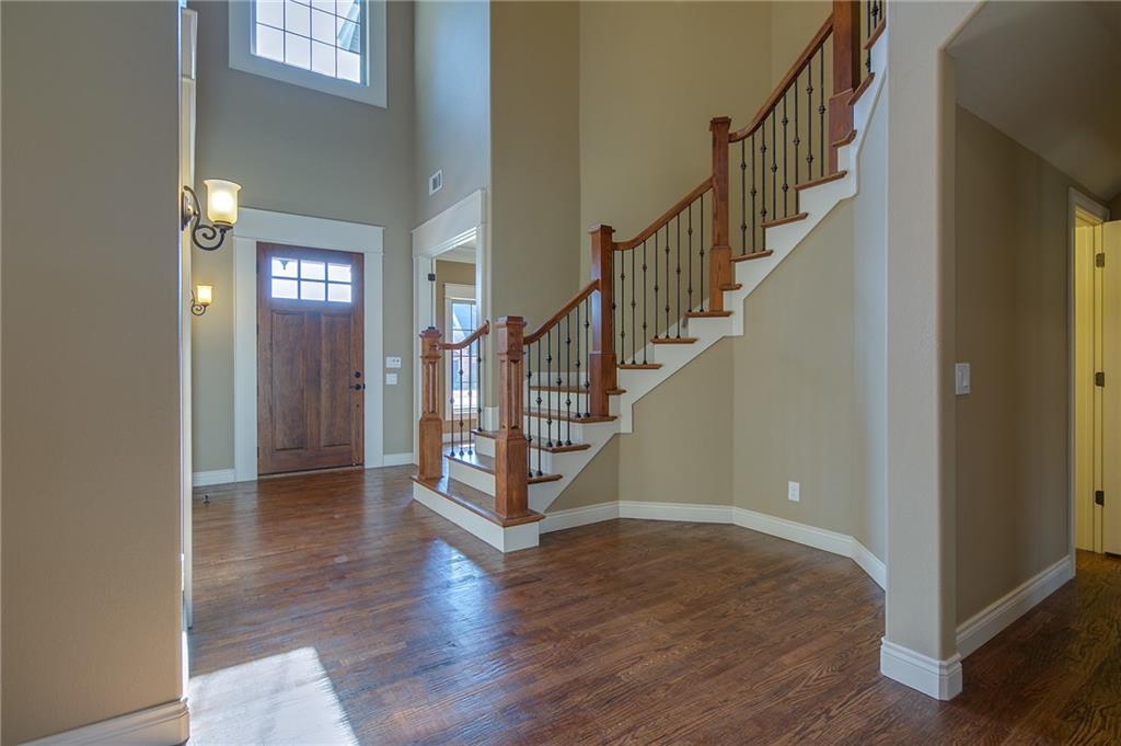3431 Oak TreeDR, Centerton, AR 72719