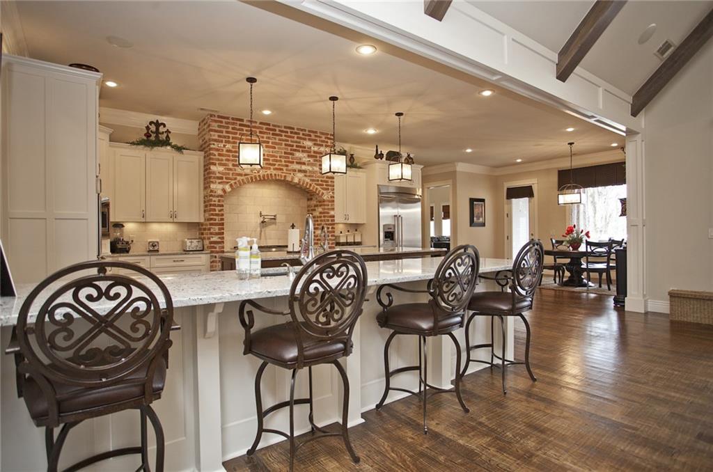 3620 Oak TreeDR, Centerton, AR 72719
