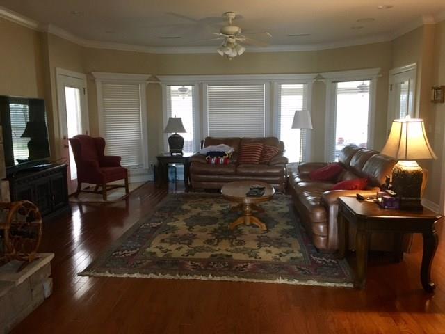 11648 CharlesCT, Farmington, AR 72730