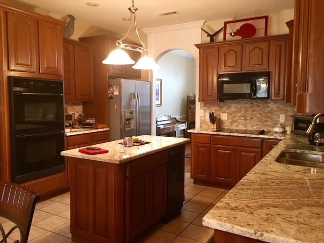 11648 CharlesCT, Farmington, AR 72730