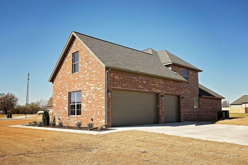 494 WaterfallsCT, Farmington, AR 72730